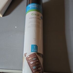 Cricut Premium Vinyl Roll - Black